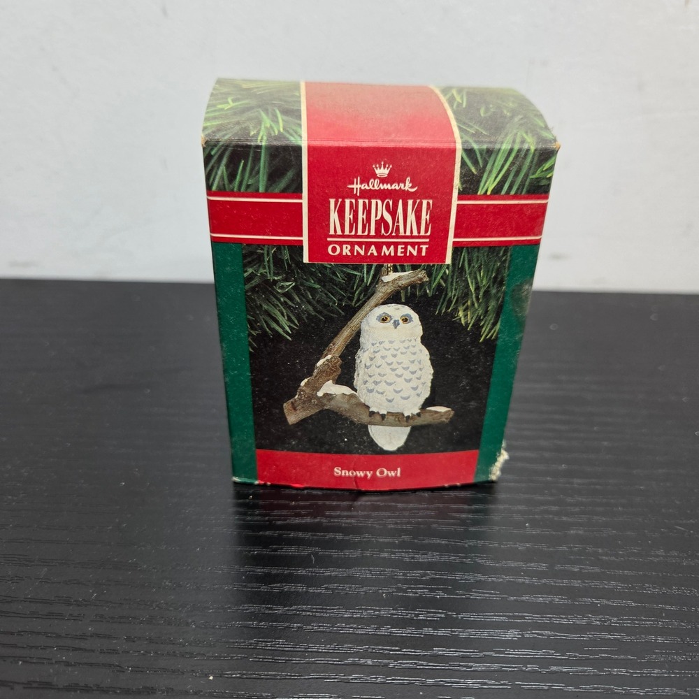 Hallmark Keepsake Ornament 1988 Snowy Owl Handcrafted Christmas Decoration